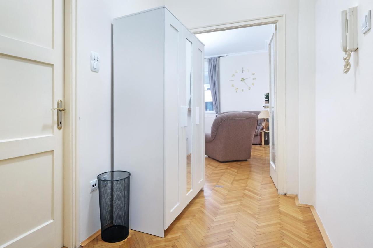 Illusion Downtown Apartment Belgrade Exterior photo